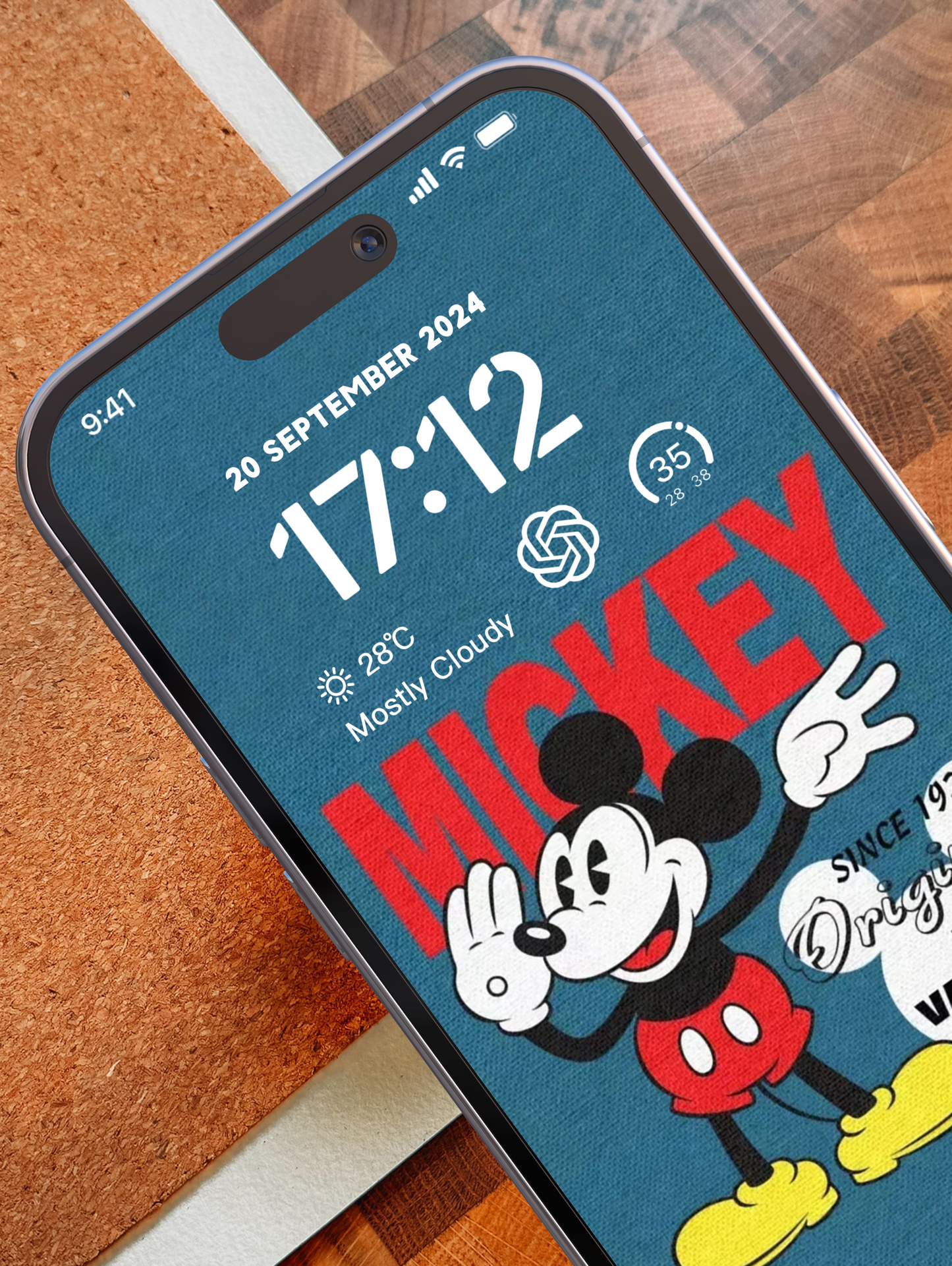 4K HD Phone Wallpaper Background - Lovely Mickey for iPhone and Android